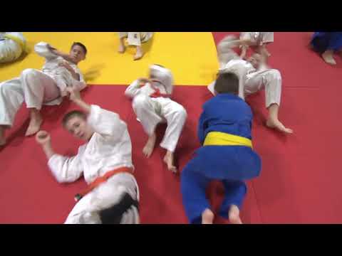 TATABÁNYAI SC - A KUNYIK CSALÁD