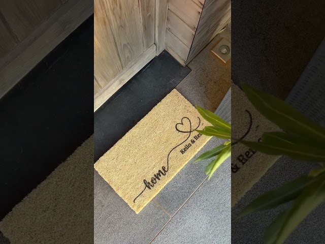 Vídeo relacionado con Transparent Gift Calcetines de Caras con Foto Personalizados. Calcetines Divertidos con Caras Personalizadas. Regalos Personalizados. Regalo Original para Hombre y Mujer Unisex.