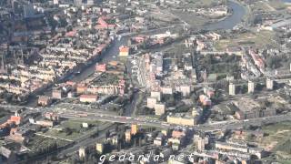 preview picture of video 'Gdańsk z lotu samolotem oraz lądowanie na lotnisku im. Lecha Wałęsy'