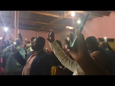 Vuyo Tshikila - Ndihambise Kahle