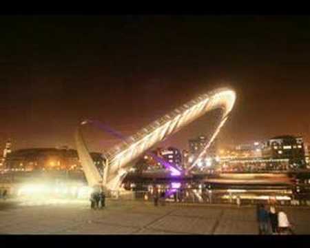 Newcastle Gateshead Millennium Bridge Tilt in Timelapse 480p