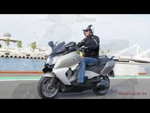 Thumbnail for 2015 BMW C650GT VS Vespa Sprint 150 3V ABS - Visual Comparison by Motorcycle, BMW