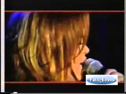 Faith Evans - The Christmas song (Live) - BET Christmas