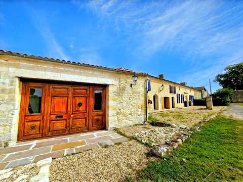 Propriété à vendre à Lussac, Gironde - 791 000 € - photo n°3