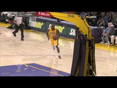 11 18 2008   Bulls vs  Lakers   Kobe To Ariza To Kobe For Accidental Three