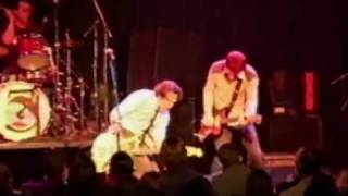 Bluebottle Kiss - I Put A Spell On You (Live @ Metro)