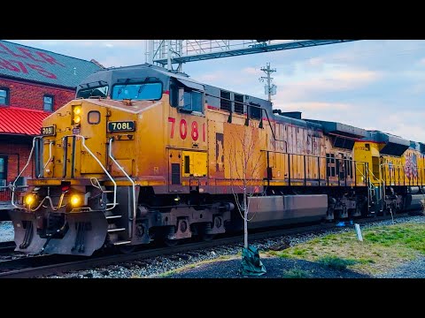 Classic UP C44AC Leads NS 171!