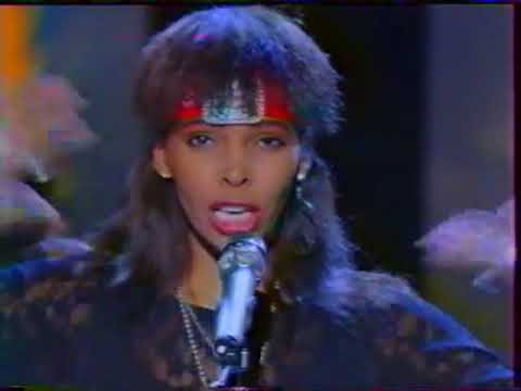 Joëlle Ursull - Amazone🔥💖💋⚘🌞💯 🔥💎🌹💖🌹🎵💋