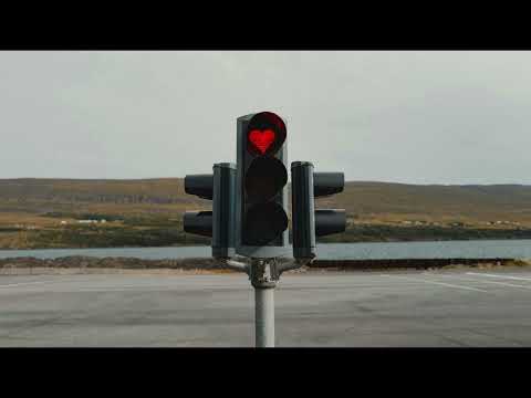 Satoshi Tomiie - Love In Traffic (Sistersweet Unofficial remix)