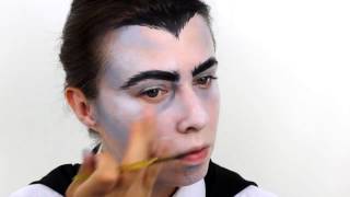 Halloween Vampire Dracula Face Paint Tutorial