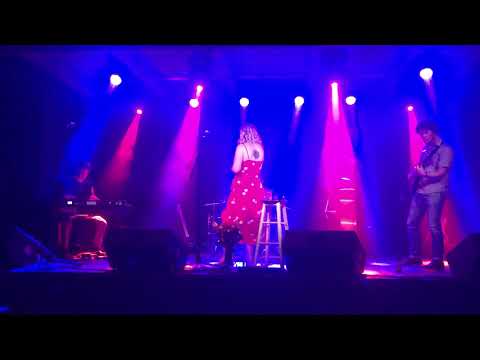 Lexy Desjarlais - It Don't Mean A Thing If It Ain't Got That Swing (Cover)