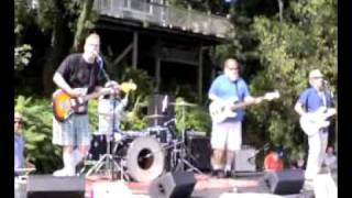 Richie and Tommy Unnatural Axe - Summertime in Boston by the beach 09/08/08