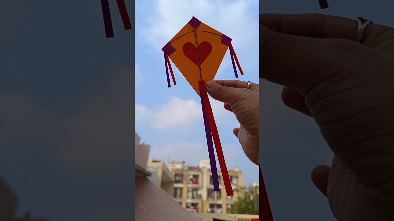 Smallest paper kite #shorts #kite #craft #makarsankranti
