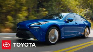 Video 8 of Product Toyota Mirai 2 (FCB130) Sedan (2020)
