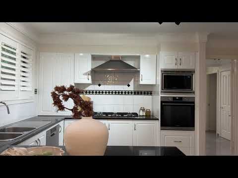 2A Ocean Place, Illawong