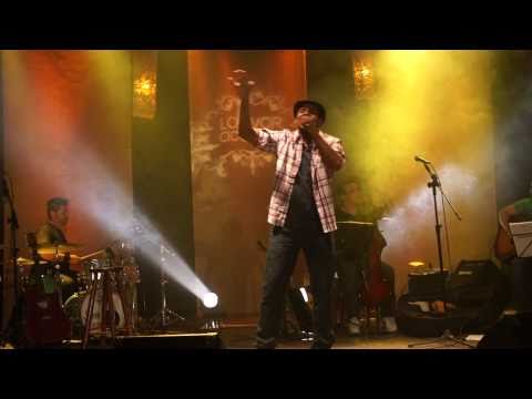 Alex Olliveira (Banda Canal da Graça) - Derrama o Teu Amor Aqui - Louvor Acústico Vol. 1 (Full HD)