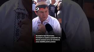 Scandal în fața Guvernului. Fermierii se ceartă cu jandarmii