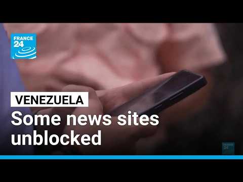 Venezuela lifts block on some news sites as transition talks resume