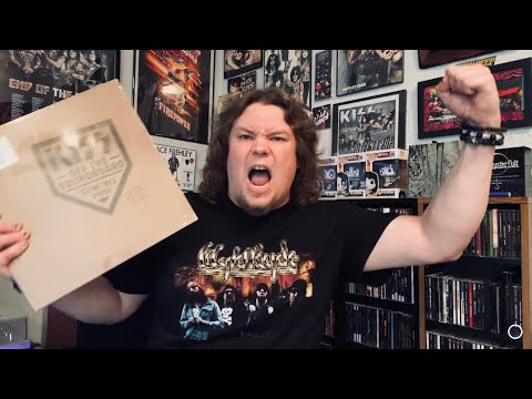 KISS “Off The Soundboard Tokyo 2001” album review/Clear & Bone Vinyl Unboxing