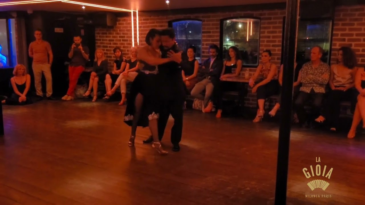 Oscar Beltran & Vicky Laverde (1/4)