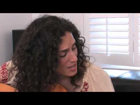 Amanda Martinez "Amor" Featurette