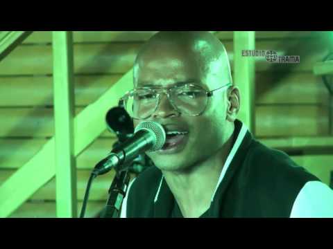 Não é só garoa - Quinteto em Branco e Preto
