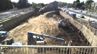 preview picture of video 'Time lapse: Construction of 150 W Evelyn Ave in Mountain View CA (Part 1, the big dig)'