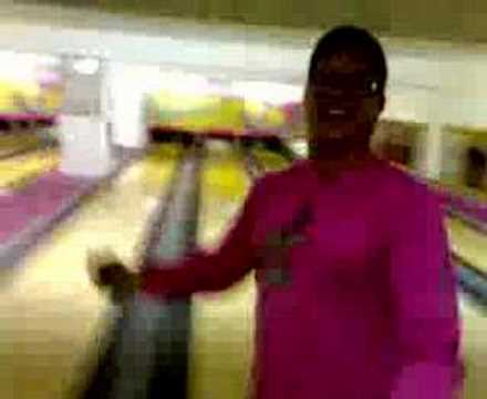 alberto il miglior giocatore di bowling del mondo