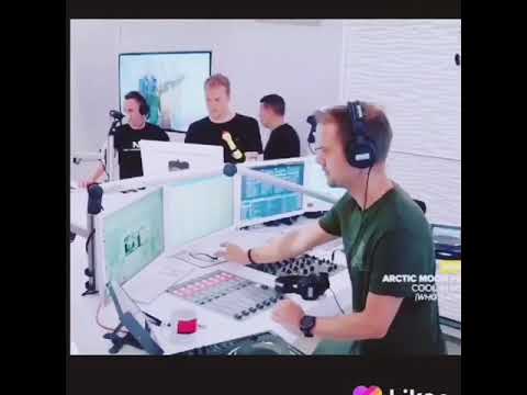 Arctic Moon feat Shuba - Cool In My Disaster Released: 19.07.2019 Label: #Who's Afraid Of 138?! #WA