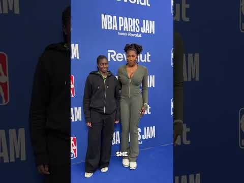 Why do Aya Nakamura's bodyguards have the right to touch her private parts? #Recommended for you