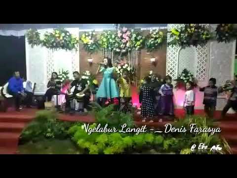 ngelabur langit " denys farasya _.acara temanten.