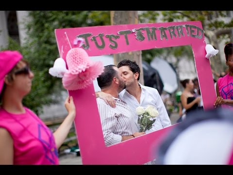 Ruth Bader Ginsburg: Gay Marriage Will Be Widely Accepted