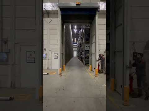 high-speed self-repairing zipper door engineered for storage facilities requiring rapid access