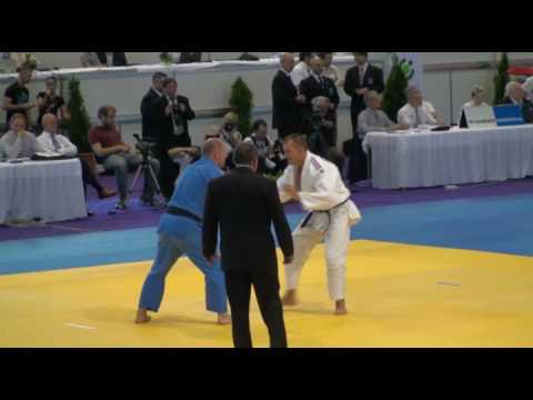 Judo Masters WM 2010 M1-90kg Pogrebach-Malhomme.mp4
