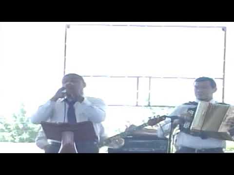 MIRA LOS LIRIOS: PELLO OSORIO