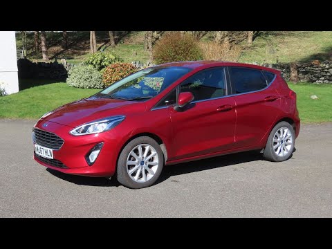2018 Ford Fiesta 1.0T Ecoboost Titanium - Start up and full vehicle tour