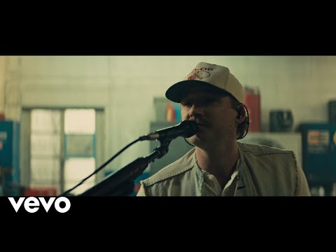 Morgan Wallen - I'm A Little Crazy (The Shop Sessions)