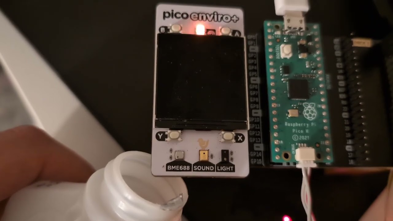 Pigweed air quality demo with Raspberry Pi Pico