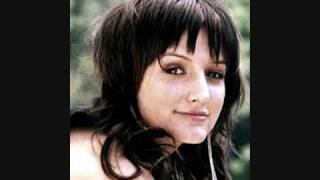 Ashlee Simpson - Dancing Alone