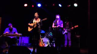 Erin Rae & The Meanwhiles performing 