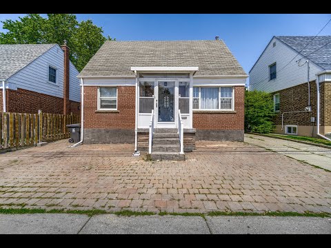 3246 St Clair Avenue E, Scarborough Home for Sale - Real Estate Properties for Sale