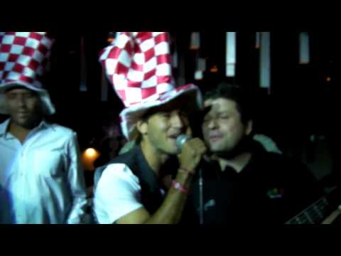 El Cielo nos queda muy chico - Iván Sadovsky + Jugadores - Fiesta Apertura 2010