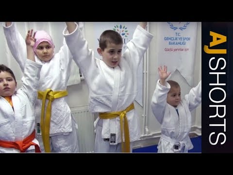 🇹🇷 Judo school by night, primary school by day | AJ Shorts