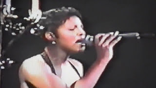 &#39;The Tantalizing&#39; Toni Braxton - &quot;How Many Ways&quot;, &quot;Breathe Again&quot; Medley (LIVE)