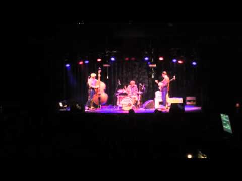 Dry Riverbed Trio - Intro - I'm tryin' - One bad stud @ Groene Engel Oss, 26 februari 2016
