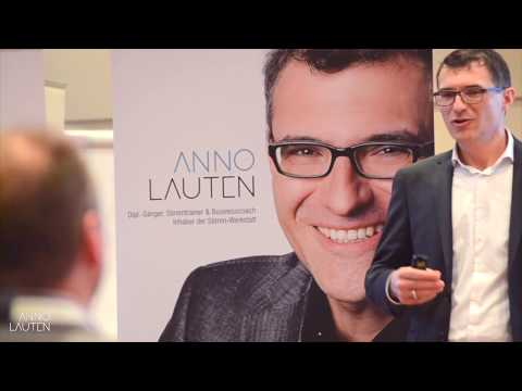 Lernen Sie Anno Lauten kennen. Der Trainer, Speaker und Coach mit den Kernkompetenzen Stimme, Kommunikation und Persönlichkeitsbildung spricht über seinen Weg, seine Motivation und sein Portfolio.