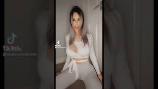 Hot tiktok babe bouncy breasts