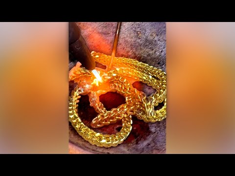 MELTING DOWN A GOLD CHAIN: DO YOU LOSE GOLD??! #shorts