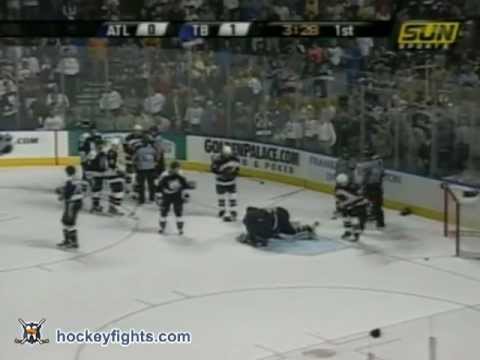 Brad Larsen vs Chris Dingman Apr 6, 2006