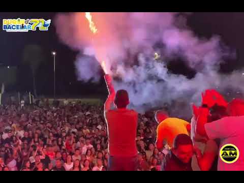 Duque Bacelar celebra 71 anos com multidão e grandes shows em praça pública.